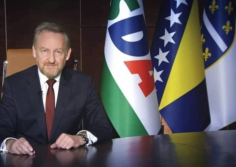 Izetbegović: Pozivam srbijanske vlasti da deeskaliraju situaciju u Novom Pazaru, ali i da općenito promijene odnos prema Bošnjacima i Bosni i Hercegovini