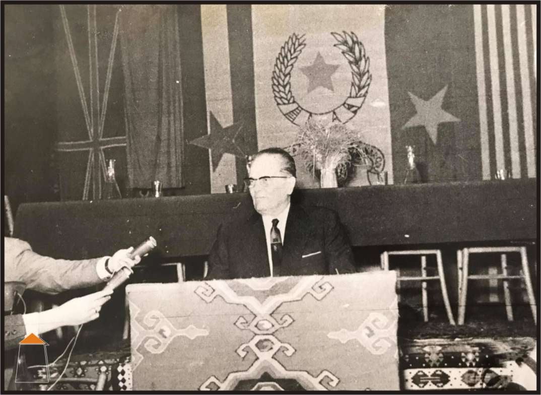 TITO JE PRESUDIO (2)